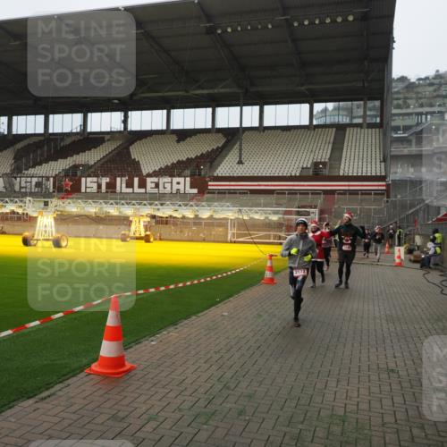 07.12.2025 - St. Pauli X-Mass-Run No. 15 Fabian Wolf http://msf.ph/oto/9389244 07.12.2025 10:21:17 Ziel 1326, 1386, 1407, 1898, 1900, 2173, 2565, 3062, 3384, 3540, 3541, 3848, 3849, 3984, 4117, 4338 meine-sportfotos.de