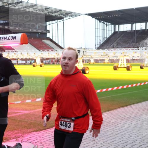 07.12.2025 - St. Pauli X-Mass-Run No. 15 Luisa Fischer http://msf.ph/oto/9390605 07.12.2025 10:56:46 Ziel 15, 15, 4493, 236, 248, 759, 951, 955, 1790, 1793, 2170, 2485, 4063, 4146, 4493 meine-sportfotos.de