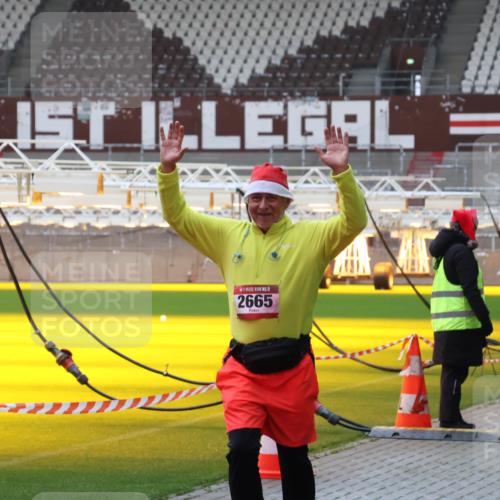 07.12.2025 - St. Pauli X-Mass-Run No. 15 Luisa Fischer http://msf.ph/oto/9390710 07.12.2025 10:57:56 Ziel 15, 2665, 130, 170, 251, 280, 324, 773, 994, 1097, 1099, 1213, 1387, 1390, 2290, 2296, 2297, 2298, 2665, 3064, 3067 meine-sportfotos.de