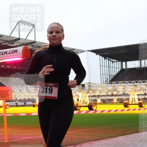 07.12.2025 - St. Pauli X-Mass-Run No. 15 Luisa Fischer http://msf.ph/oto/9390783 07.12.2025 10:59:16 Ziel 15, 319, 7, 582, 606, 907, 941, 1160, 1174, 1451, 1453, 1456, 1458, 1459, 1476, 1508, 2130, 2131, 2503 meine-sportfotos.de