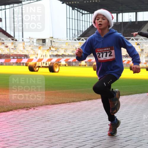 07.12.2025 - St. Pauli X-Mass-Run No. 15 Luisa Fischer http://msf.ph/oto/9390787 07.12.2025 10:59:31 Ziel 15, 2772, 7, 242, 582, 606, 907, 941, 1160, 1174, 1451, 1453, 1456, 1458, 1459, 1476, 1508, 2130, 2131, 2503, 2719, 2720, 2721, 2727, 2772 meine-sportfotos.de