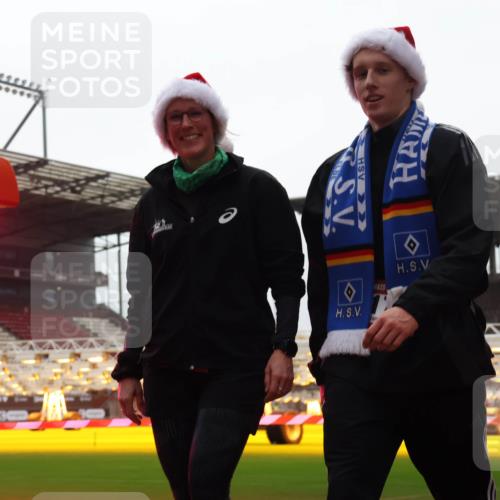 07.12.2025 - St. Pauli X-Mass-Run No. 15 Luisa Fischer http://msf.ph/oto/9390797 07.12.2025 10:59:38 Ziel 242, 582, 606, 907, 941, 1160, 1174, 1451, 1453, 1456, 1458, 1459, 1476, 1508, 1826, 2130, 2503, 2719, 2720, 2721, 2727, 2772 meine-sportfotos.de