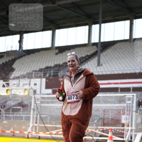 07.12.2025 - St. Pauli X-Mass-Run No. 15 Patografie http://msf.ph/oto/9391081 07.12.2025 10:28:54 Ziel 1095, 1308, 1330, 1566, 2046, 2051, 2397, 2874, 3669, 4073, 4265, 4291, 4414, 4446, 4449, 4450, 4543, 4544 meine-sportfotos.de