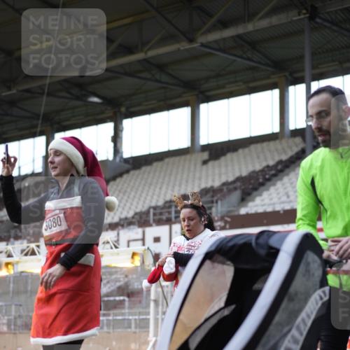 07.12.2025 - St. Pauli X-Mass-Run No. 15 Patografie http://msf.ph/oto/9391216 07.12.2025 10:29:27 Ziel 450, 458, 1039, 1198, 1201, 1204, 1209, 1373, 1548, 1550, 1677, 1842, 2001, 3080, 3115, 3468, 3469, 3470, 4007, 4009, 4126, 4264, 4266, 4293, 4296, 4440, 4531, 4695 meine-sportfotos.de
