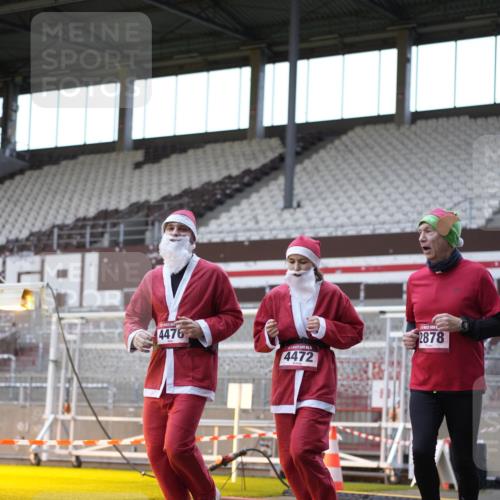 07.12.2025 - St. Pauli X-Mass-Run No. 15 Patografie http://msf.ph/oto/9391250 07.12.2025 10:29:35 Ziel 450, 458, 1039, 1198, 1201, 1204, 1209, 1373, 1669, 2001, 2878, 3080, 3468, 3469, 3494, 3497, 3516, 3517, 4007, 4009, 4126, 4264, 4266, 4293, 4296, 4440, 4472, 4476, 4531, 4695 meine-sportfotos.de