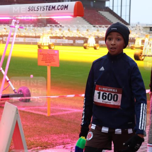 07.12.2025 - St. Pauli X-Mass-Run No. 15 Luisa Fischer http://msf.ph/oto/9391256 07.12.2025 11:05:47 Ziel 15, 1600, 15, 361, 117, 128, 199, 200, 201, 434, 831, 889, 1046, 1049, 1152, 1212, 1311, 1411, 1492, 1600, 1630, 1840, 1841, 2006, 2884 meine-sportfotos.de