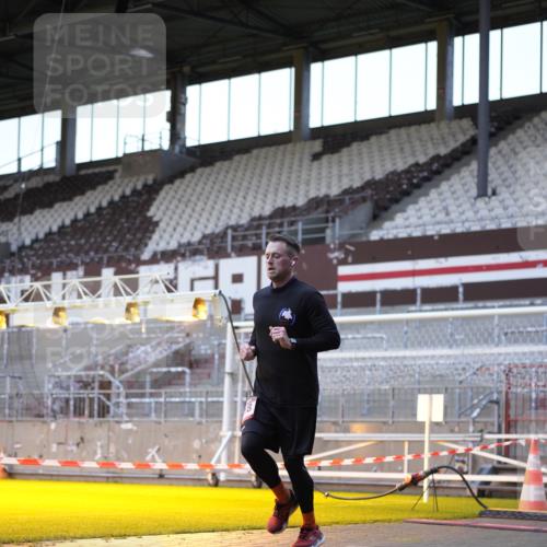 07.12.2025 - St. Pauli X-Mass-Run No. 15 Patografie http://msf.ph/oto/9391365 07.12.2025 10:31:44 Ziel 1818, 2352, 2418, 3267, 3716, 3806, 3808, 3895, 3896, 3897, 3969, 4467, 4484, 4495, 4504, 4518, 4519, 4520 meine-sportfotos.de