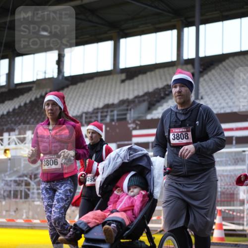 07.12.2025 - St. Pauli X-Mass-Run No. 15 Patografie http://msf.ph/oto/9391371 07.12.2025 10:31:47 Ziel 750, 752, 2352, 2418, 3267, 3716, 3806, 3808, 3895, 3896, 3897, 3969, 4467, 4484, 4495, 4504, 4518, 4519, 4520 meine-sportfotos.de