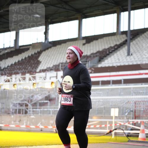07.12.2025 - St. Pauli X-Mass-Run No. 15 Patografie http://msf.ph/oto/9391463 07.12.2025 10:35:06 Ziel 561, 2353, 2406, 2422, 2857, 2863, 4147, 4149, 4443, 4772, 4776, 4778, 4779 meine-sportfotos.de