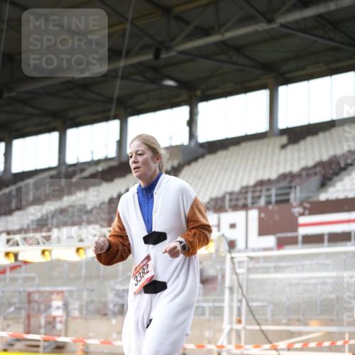 07.12.2025 - St. Pauli X-Mass-Run No. 15 Patografie http://msf.ph/oto/9391504 07.12.2025 10:36:30 Ziel 717, 2948, 3089, 3382, 4200, 4591, 4597, 4599 meine-sportfotos.de