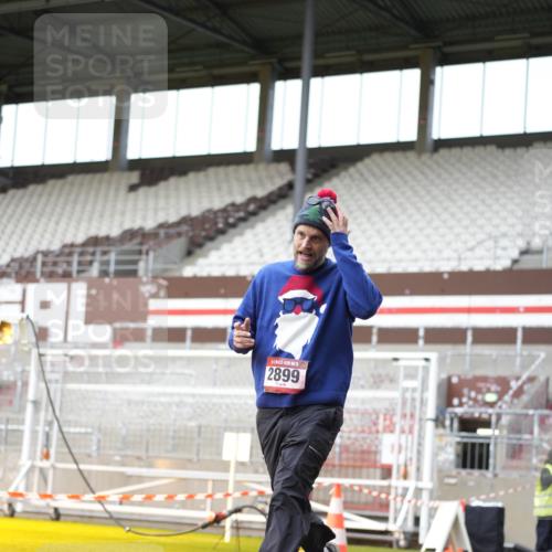 07.12.2025 - St. Pauli X-Mass-Run No. 15 Patografie http://msf.ph/oto/9391543 07.12.2025 10:37:52 Ziel 70, 2899, 3069, 4872 meine-sportfotos.de