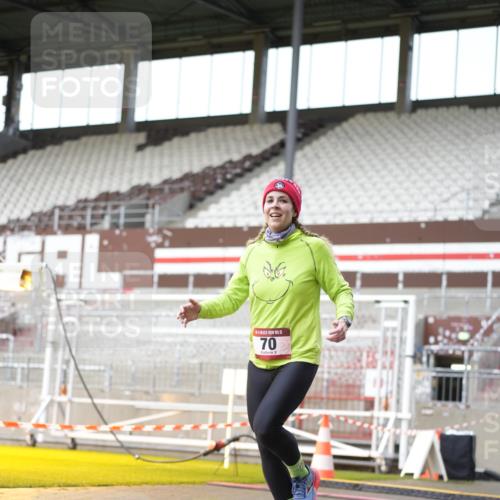 07.12.2025 - St. Pauli X-Mass-Run No. 15 Patografie http://msf.ph/oto/9391546 07.12.2025 10:37:55 Ziel 70, 2899, 3069, 4872 meine-sportfotos.de