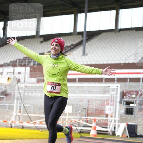 07.12.2025 - St. Pauli X-Mass-Run No. 15 Patografie http://msf.ph/oto/9391548 07.12.2025 10:37:55 Ziel 70, 2899, 3069, 4872 meine-sportfotos.de