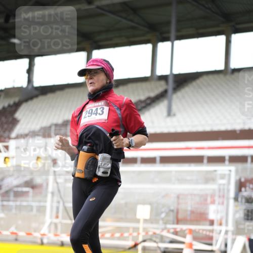 07.12.2025 - St. Pauli X-Mass-Run No. 15 Patografie http://msf.ph/oto/9391564 07.12.2025 10:38:45 Ziel 1250, 1255, 2943, 3058, 3061 meine-sportfotos.de