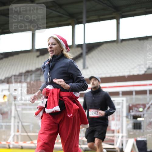 07.12.2025 - St. Pauli X-Mass-Run No. 15 Patografie http://msf.ph/oto/9391580 07.12.2025 10:39:26 Ziel 981, 1796, 1889, 2354, 2420, 3118, 3240, 3242 meine-sportfotos.de