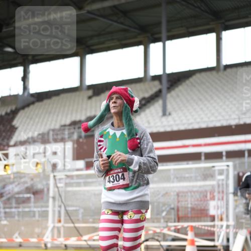 07.12.2025 - St. Pauli X-Mass-Run No. 15 Patografie http://msf.ph/oto/9391631 07.12.2025 10:40:32 Ziel 284, 406, 1457, 2169, 2594, 2916, 3244, 3407, 3408, 4041, 4304 meine-sportfotos.de