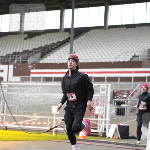 07.12.2025 - St. Pauli X-Mass-Run No. 15 Patografie http://msf.ph/oto/9391664 07.12.2025 10:41:07 Ziel 449, 545, 575, 952, 1153, 2330, 2331, 3047, 3951, 4617, 4773 meine-sportfotos.de