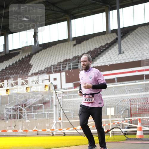 07.12.2025 - St. Pauli X-Mass-Run No. 15 Patografie http://msf.ph/oto/9391690 07.12.2025 10:41:39 Ziel 141, 279, 322, 1275, 2288, 2563, 3392 meine-sportfotos.de