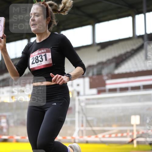 07.12.2025 - St. Pauli X-Mass-Run No. 15 Patografie http://msf.ph/oto/9391696 07.12.2025 10:41:49 Ziel 141, 279, 322, 1266, 1675, 2563, 2829, 2831 meine-sportfotos.de