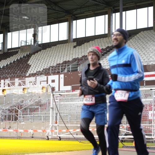 07.12.2025 - St. Pauli X-Mass-Run No. 15 Patografie http://msf.ph/oto/9391716 07.12.2025 10:42:07 Ziel 968, 1674, 1675, 1676, 2261, 3042, 4045, 4046, 4441, 4622 meine-sportfotos.de