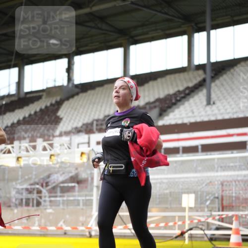 07.12.2025 - St. Pauli X-Mass-Run No. 15 Patografie http://msf.ph/oto/9391725 07.12.2025 10:42:18 Ziel 116, 563, 1272, 1438, 2013, 2157, 2261, 2722, 2931, 3042, 3399, 4045, 4046, 4441, 4622 meine-sportfotos.de