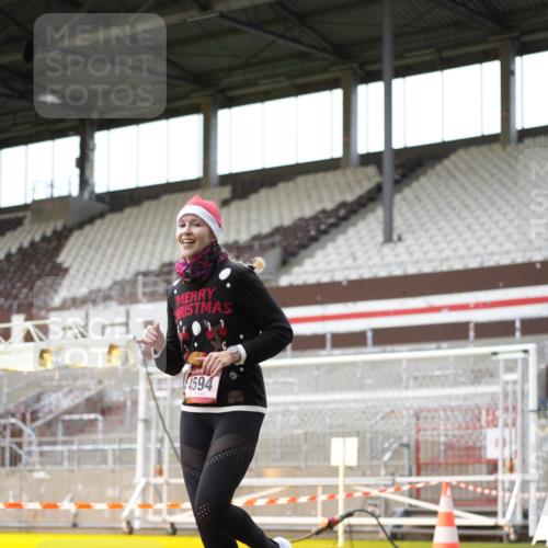 07.12.2025 - St. Pauli X-Mass-Run No. 15 Patografie http://msf.ph/oto/9391755 07.12.2025 10:42:36 Ziel 519, 598, 604, 625, 1358, 1434, 1758, 2012, 2061, 2155, 2621, 2622, 2722, 4394, 4594, 4857 meine-sportfotos.de