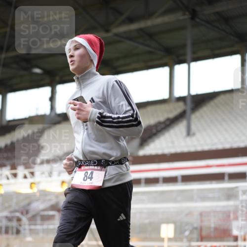 07.12.2025 - St. Pauli X-Mass-Run No. 15 Patografie http://msf.ph/oto/9391807 07.12.2025 10:43:32 Ziel 74, 84, 559, 706, 1913, 2459, 2487, 2647, 3022, 3038, 3226, 3237, 4095, 4096, 4104 meine-sportfotos.de
