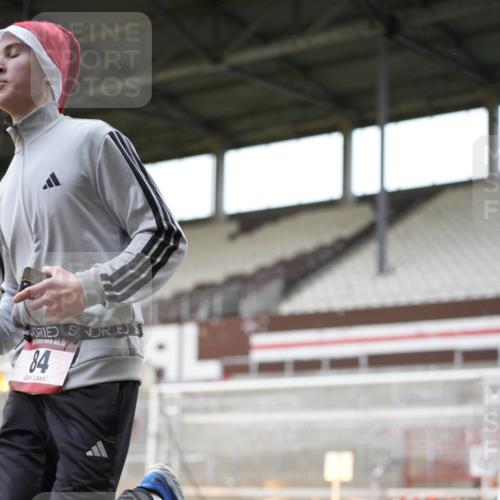 07.12.2025 - St. Pauli X-Mass-Run No. 15 Patografie http://msf.ph/oto/9391808 07.12.2025 10:43:32 Ziel 74, 84, 559, 706, 1913, 2459, 2487, 2647, 3022, 3038, 3226, 3237, 4095, 4096, 4104 meine-sportfotos.de