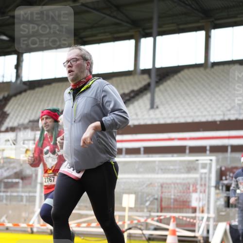 07.12.2025 - St. Pauli X-Mass-Run No. 15 Patografie http://msf.ph/oto/9391815 07.12.2025 10:43:38 Ziel 74, 84, 559, 706, 1913, 2459, 2487, 2647, 2767, 3100, 3226, 3237, 4095, 4096, 4104 meine-sportfotos.de