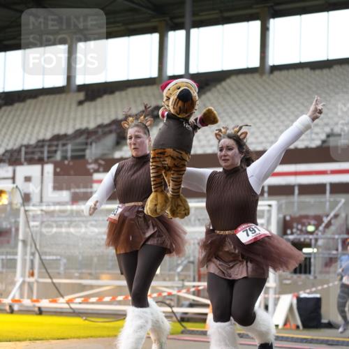 07.12.2025 - St. Pauli X-Mass-Run No. 15 Patografie http://msf.ph/oto/9391861 07.12.2025 10:44:57 Ziel 86, 791, 793, 1415, 1419, 1546, 2058, 2525, 4876 meine-sportfotos.de