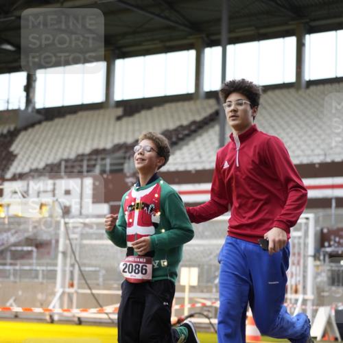 07.12.2025 - St. Pauli X-Mass-Run No. 15 Patografie http://msf.ph/oto/9391882 07.12.2025 10:45:10 Ziel 82, 631, 636, 791, 793, 1245, 1415, 1419, 1546, 2086, 2158, 2220, 2524, 2525, 2934, 3350 meine-sportfotos.de