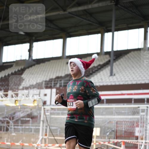 07.12.2025 - St. Pauli X-Mass-Run No. 15 Patografie http://msf.ph/oto/9392111 07.12.2025 10:48:26 Ziel 233, 290, 577, 633, 935, 1265, 1267, 1515, 1516, 1517, 1521, 2232, 2233, 2235, 2239, 2241, 2796, 2797, 2803, 3017, 3019, 4447, 4598 meine-sportfotos.de