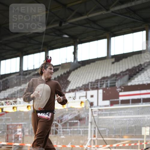 07.12.2025 - St. Pauli X-Mass-Run No. 15 Patografie http://msf.ph/oto/9392150 07.12.2025 10:48:56 Ziel 379, 590, 592, 1019, 1155, 1164, 1166, 2512, 2515, 3369 meine-sportfotos.de