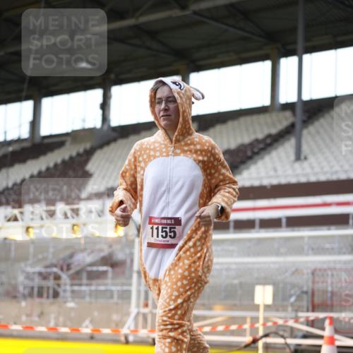 07.12.2025 - St. Pauli X-Mass-Run No. 15 Patografie http://msf.ph/oto/9392154 07.12.2025 10:49:00 Ziel 191, 194, 379, 471, 1019, 1155, 1164, 1166, 2921, 2933, 3369 meine-sportfotos.de