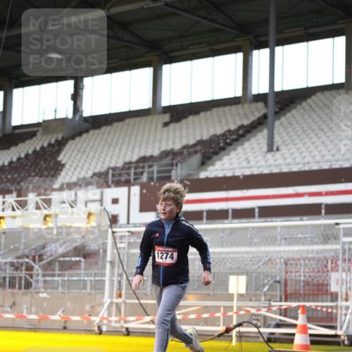 07.12.2025 - St. Pauli X-Mass-Run No. 15 Patografie http://msf.ph/oto/9392171 07.12.2025 10:49:16 Ziel 191, 194, 471, 1273, 1274, 1370, 1372, 1663, 2421, 2764, 2765, 2921, 2933, 3366, 3369 meine-sportfotos.de