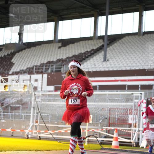 07.12.2025 - St. Pauli X-Mass-Run No. 15 Patografie http://msf.ph/oto/9392188 07.12.2025 10:49:26 Ziel 157, 890, 1179, 1273, 1274, 1663, 2299, 2301, 2421, 2764, 2765 meine-sportfotos.de