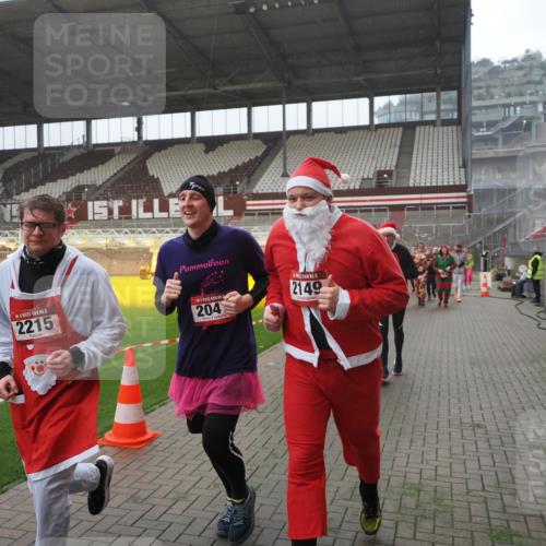 07.12.2025 - St. Pauli X-Mass-Run No. 15 Fabian Wolf http://msf.ph/oto/9394576 07.12.2025 10:25:49 Ziel 50, 129, 211, 369, 374, 387, 398, 404, 1069, 1227, 1538, 1581, 1586, 2041, 2104, 2106, 2149, 2191, 2215, 2896, 3742, 3779, 3910, 3918, 4162, 4164, 4202, 4300, 4301, 4501, 4775, 4782 meine-sportfotos.de