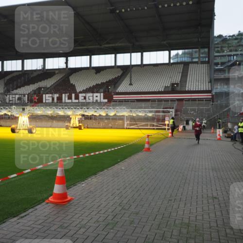 07.12.2025 - St. Pauli X-Mass-Run No. 15 Fabian Wolf http://msf.ph/oto/9395447 07.12.2025 10:30:02 Ziel 10, 423, 426, 1090, 1091, 2369, 4533, 4534, 4546 meine-sportfotos.de