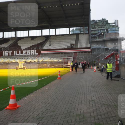 07.12.2025 - St. Pauli X-Mass-Run No. 15 Fabian Wolf http://msf.ph/oto/9395487 07.12.2025 10:30:37 Ziel 2537, 2910, 4845, 4847 meine-sportfotos.de