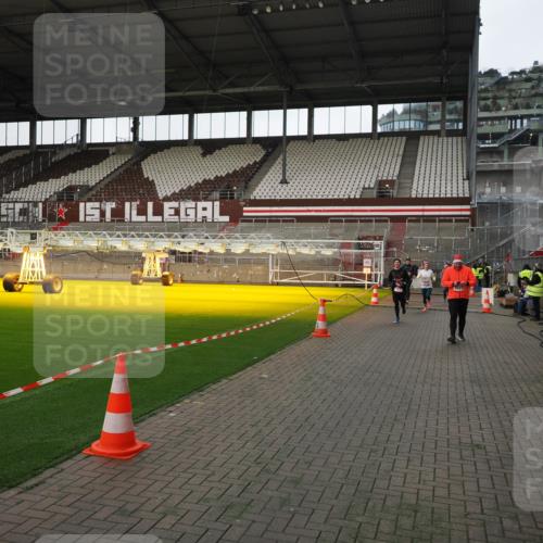 07.12.2025 - St. Pauli X-Mass-Run No. 15 Fabian Wolf http://msf.ph/oto/9396200 07.12.2025 10:36:38 Ziel 511, 521, 717, 833, 3089, 3382, 4200, 4591, 4597, 4599 meine-sportfotos.de