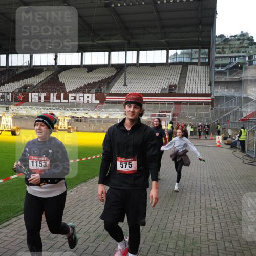 07.12.2025 - St. Pauli X-Mass-Run No. 15 Fabian Wolf http://msf.ph/oto/9396801 07.12.2025 10:41:17 Ziel 449, 545, 575, 1153, 2330, 2331, 3047, 3951, 4617 meine-sportfotos.de