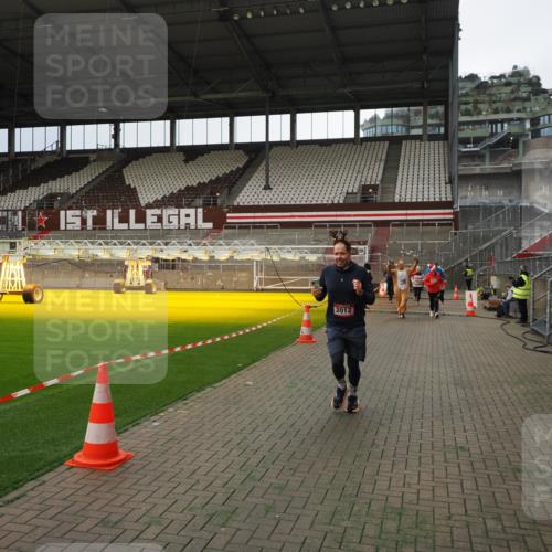 07.12.2025 - St. Pauli X-Mass-Run No. 15 Fabian Wolf http://msf.ph/oto/9397015 07.12.2025 10:42:31 Ziel 116, 519, 563, 1272, 1358, 1434, 1438, 2012, 2013, 2155, 2157, 2621, 2622, 2722, 2931, 3399, 4394 meine-sportfotos.de