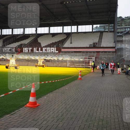 07.12.2025 - St. Pauli X-Mass-Run No. 15 Fabian Wolf http://msf.ph/oto/9398263 07.12.2025 10:50:01 Ziel 40, 916, 1035, 1232, 2100, 2201, 2575, 3026, 3030, 4855 meine-sportfotos.de