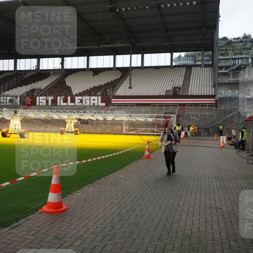07.12.2025 - St. Pauli X-Mass-Run No. 15 Fabian Wolf http://msf.ph/oto/9398656 07.12.2025 10:52:26 Ziel 27, 499, 506, 654, 931, 1098, 4797, 4864, 4866, 4882 meine-sportfotos.de