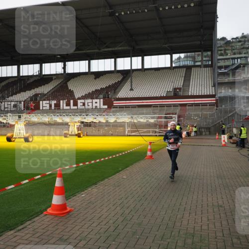 07.12.2025 - St. Pauli X-Mass-Run No. 15 Fabian Wolf http://msf.ph/oto/9398776 07.12.2025 10:53:59 Ziel 1478, 4814 meine-sportfotos.de