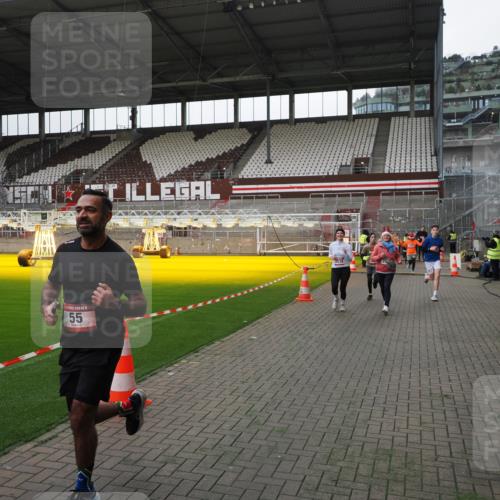 07.12.2025 - St. Pauli X-Mass-Run No. 15 Fabian Wolf http://msf.ph/oto/9399008 07.12.2025 10:56:49 Ziel 55, 417, 555, 568, 759, 1203, 2538, 2542, 2664 meine-sportfotos.de