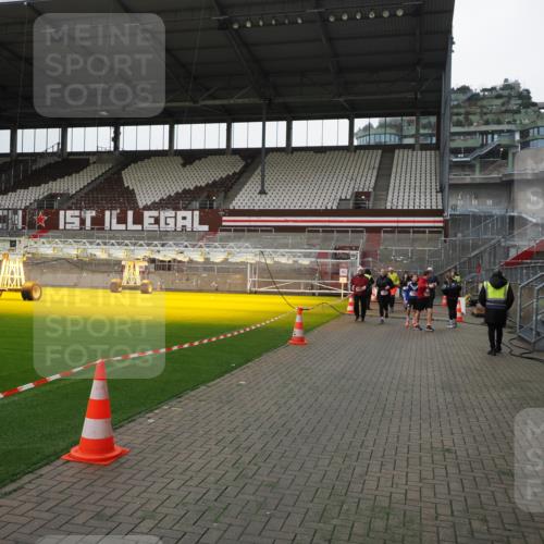 07.12.2025 - St. Pauli X-Mass-Run No. 15 Fabian Wolf http://msf.ph/oto/9399045 07.12.2025 10:57:13 Ziel 280, 773, 1097, 1099, 1387, 2665, 3064, 3067, 4799 meine-sportfotos.de