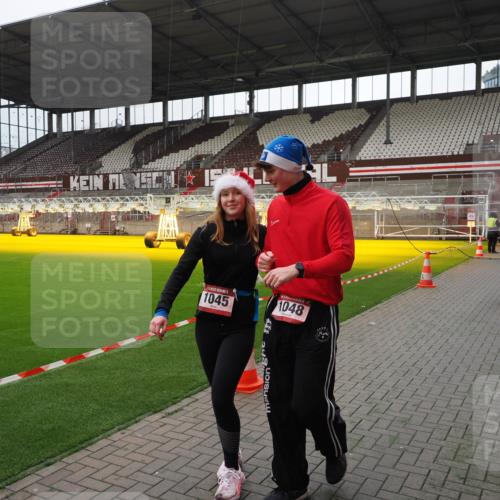 07.12.2025 - St. Pauli X-Mass-Run No. 15 Fabian Wolf http://msf.ph/oto/9399605 07.12.2025 11:01:41 Ziel 336, 376, 766, 1045, 1048, 1067, 1367, 1615, 2251 meine-sportfotos.de
