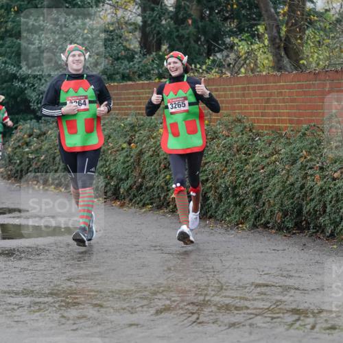 07.12.2025 - St. Pauli X-Mass-Run No. 15 Michael Burmester http://msf.ph/oto/9400178 07.12.2025 10:20:34 Laufen 1749, 264, 3265 meine-sportfotos.de