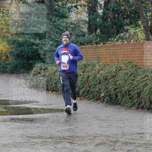 07.12.2025 - St. Pauli X-Mass-Run No. 15 Michael Burmester http://msf.ph/oto/9400188 07.12.2025 10:20:41 Laufen 2899 meine-sportfotos.de